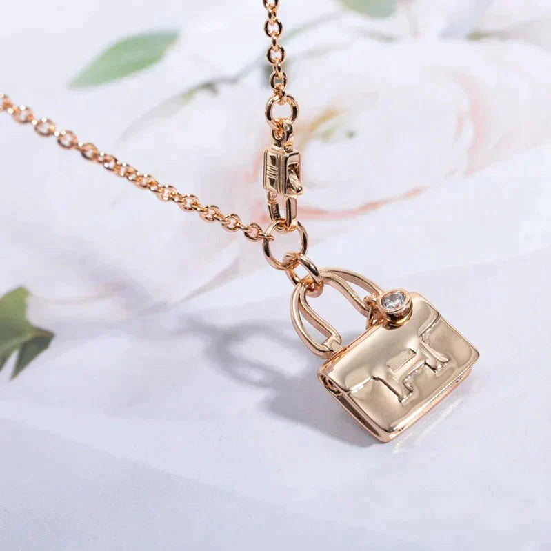 GlowAMULETTE PEDANT ROSE GOLD NECKLACE