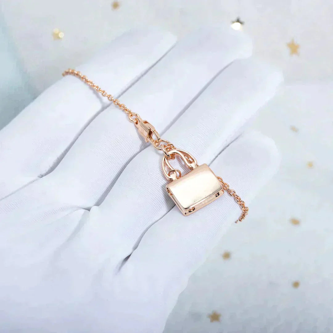 GlowAMULETTE PEDANT ROSE GOLD NECKLACE